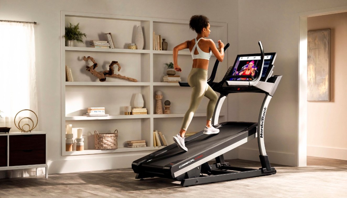 NordicTrack Commercial X32i Treadmill