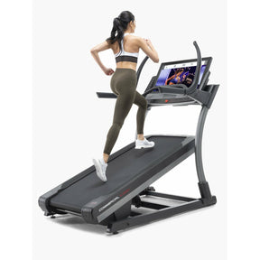 NordicTrack Commercial X32i Treadmill