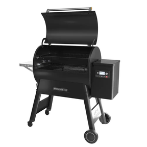 Ironwood 885 Wifi Pellet Grill and Smoker in Black